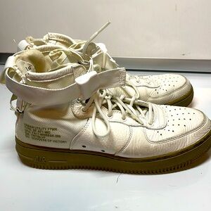 Nike SF Air Force 1 Mid 'Olive Ivory'